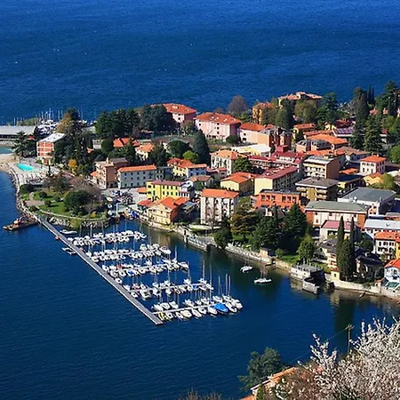 Aparthotel Perla *
